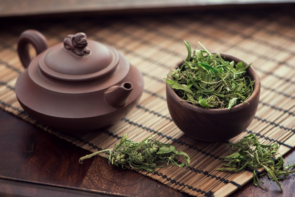 Tè alla Cannabis: i benefici, gli effetti e come farlo