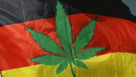 La Germania verso la svolta sulla legalizzazione della cannabis
